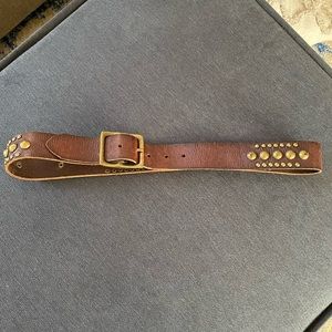 Brown Gap real leather belt with gold detailing -medium